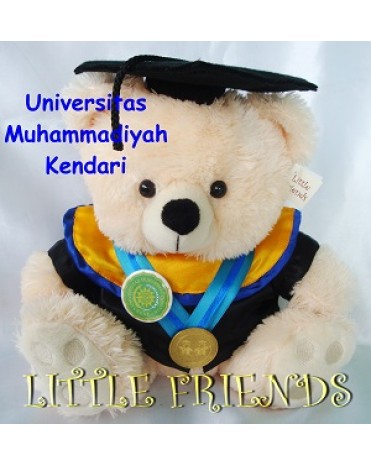Boneka Wisuda Universitas Muhammadiyah Kendari (30 cm)